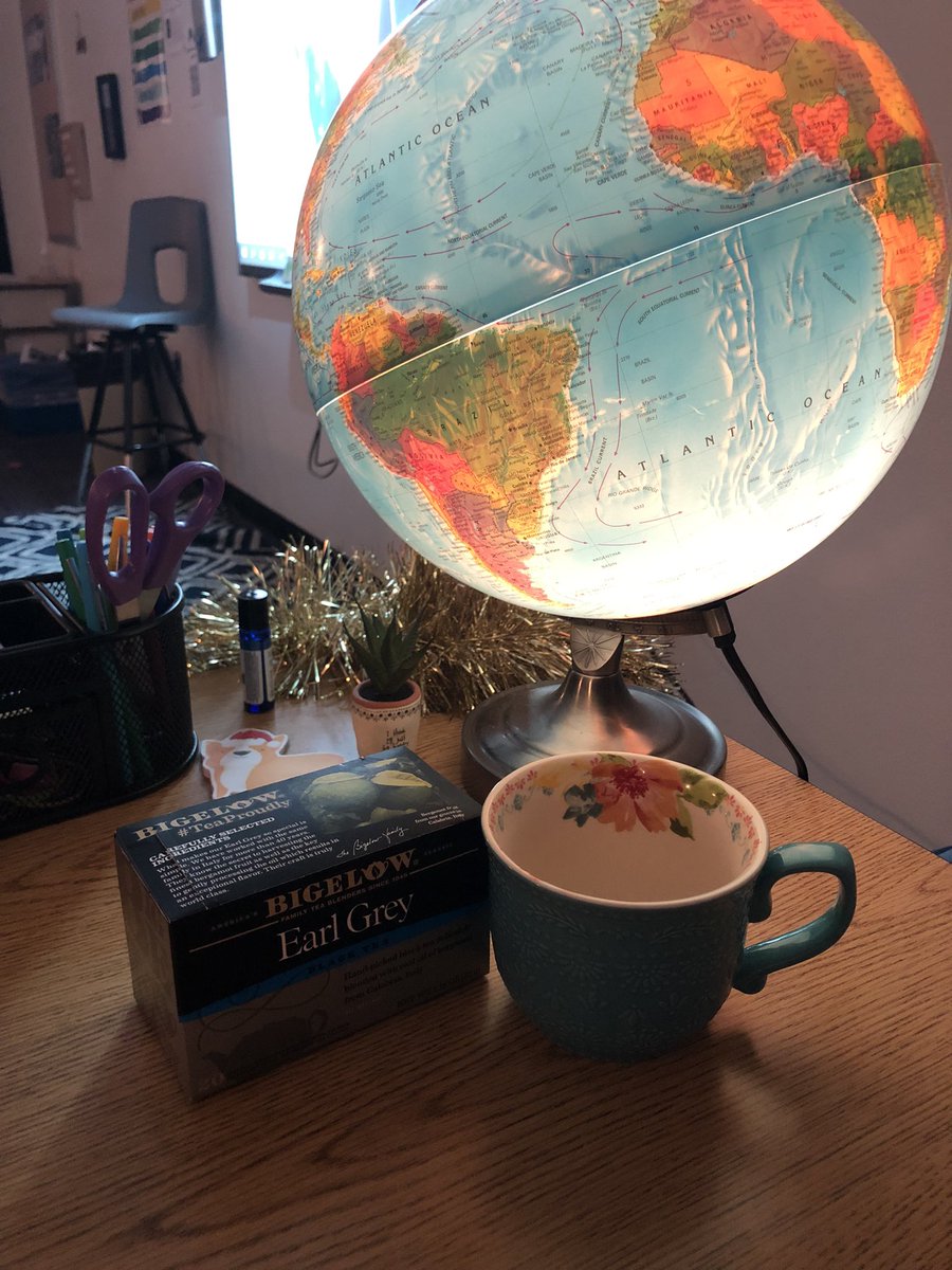 mstibsMDJH's tweet photo. very excited to go home and relax w some yummy tea in my new mug, thank you secret snowman!! #mdjh #secretsnowman https://t.co/7EUm3Ug5FR