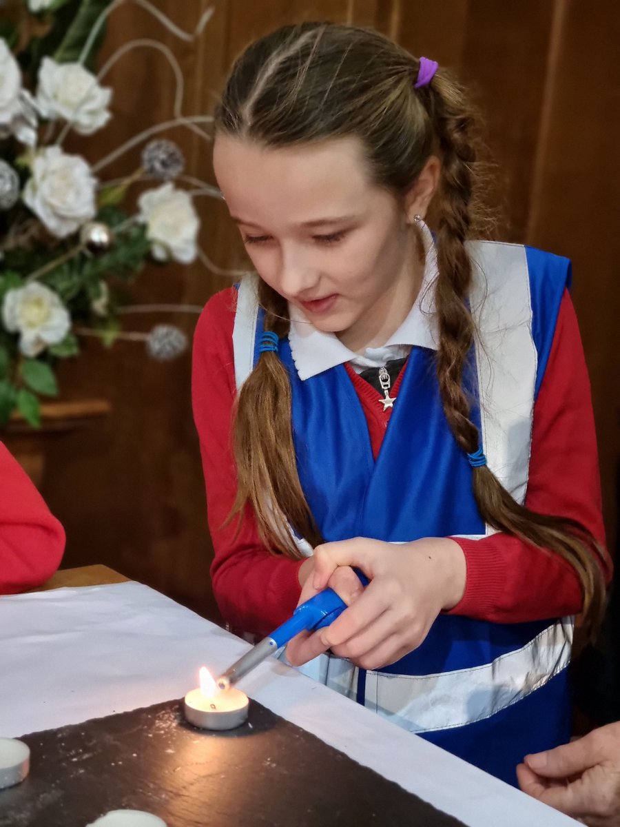 RandlayPrimary's tweet image. Children in Year 3 and 4 enjoyed a special visit to the Holy Trinity Church, Dawley today where they experienced lots of aspects of the Christmas Story. The children were extremely well behaved and respectful whilst in church. More photos will appear on our website.
