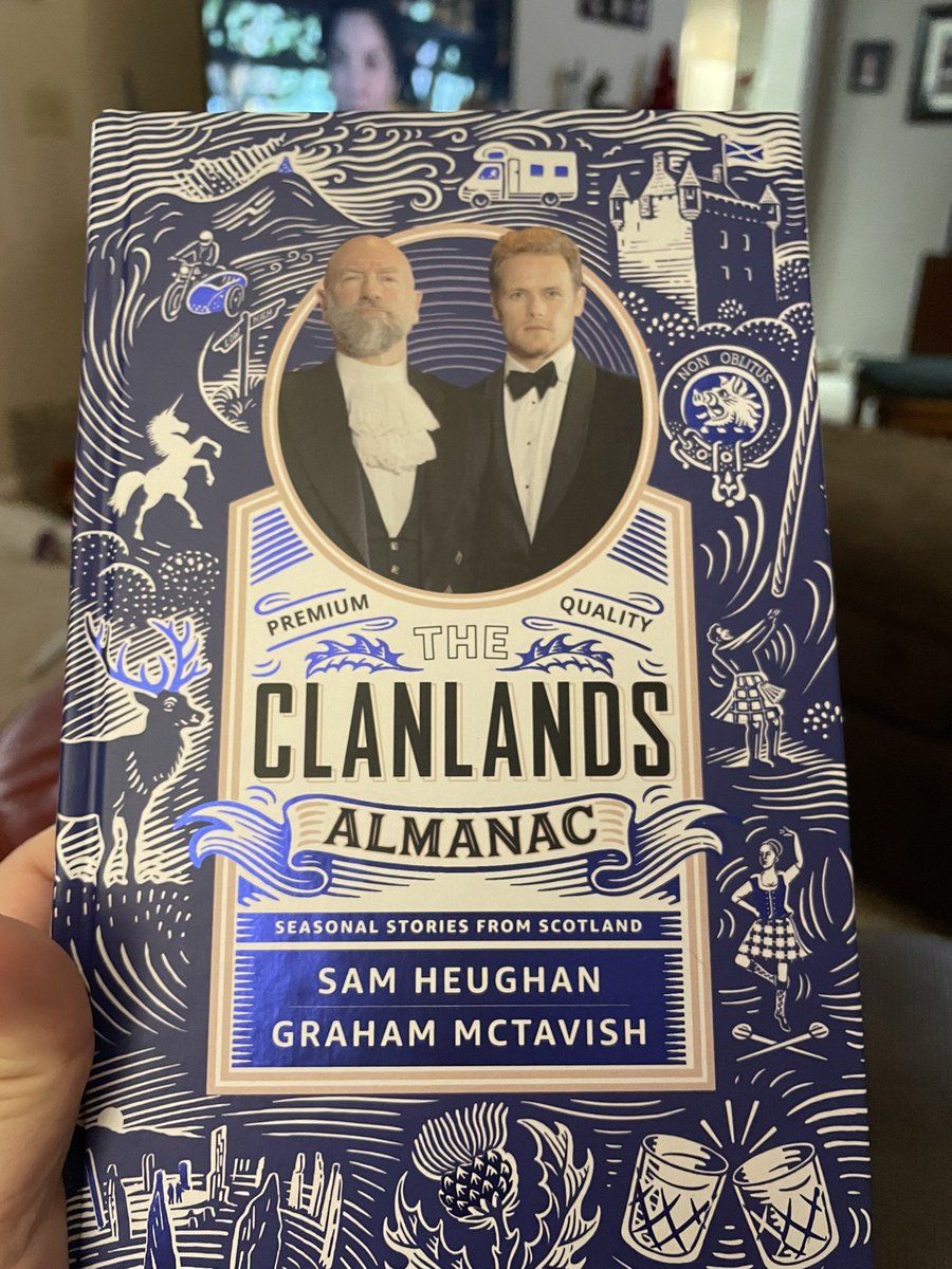jaunca's tweet photo. Supporting Sam’s empire, one book and bottle of whisky(not pictured) at a time. @SassenachSpirit #clanlandsalmanac #clanlands #samheughan @SamHeughan https://t.co/PULuql4yPq