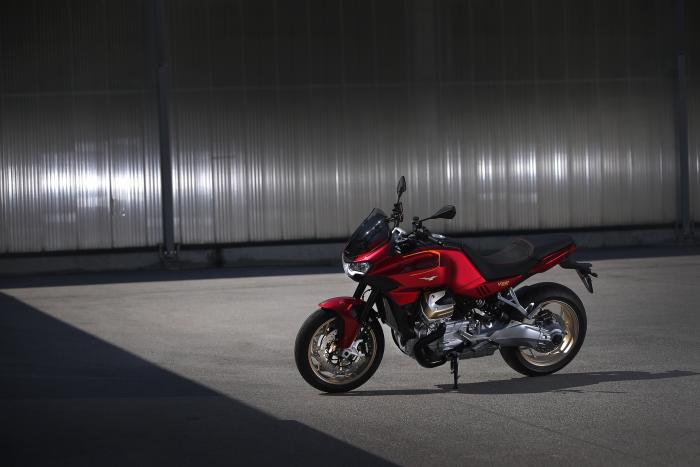 vbikestore's tweet photo. https://t.co/APg7ZIe7ju | News dal mondo delle due ruote | Le novità Moto Guzzi 2022 https://t.co/HSK6DLd95t https://t.co/FCh01gTBEp