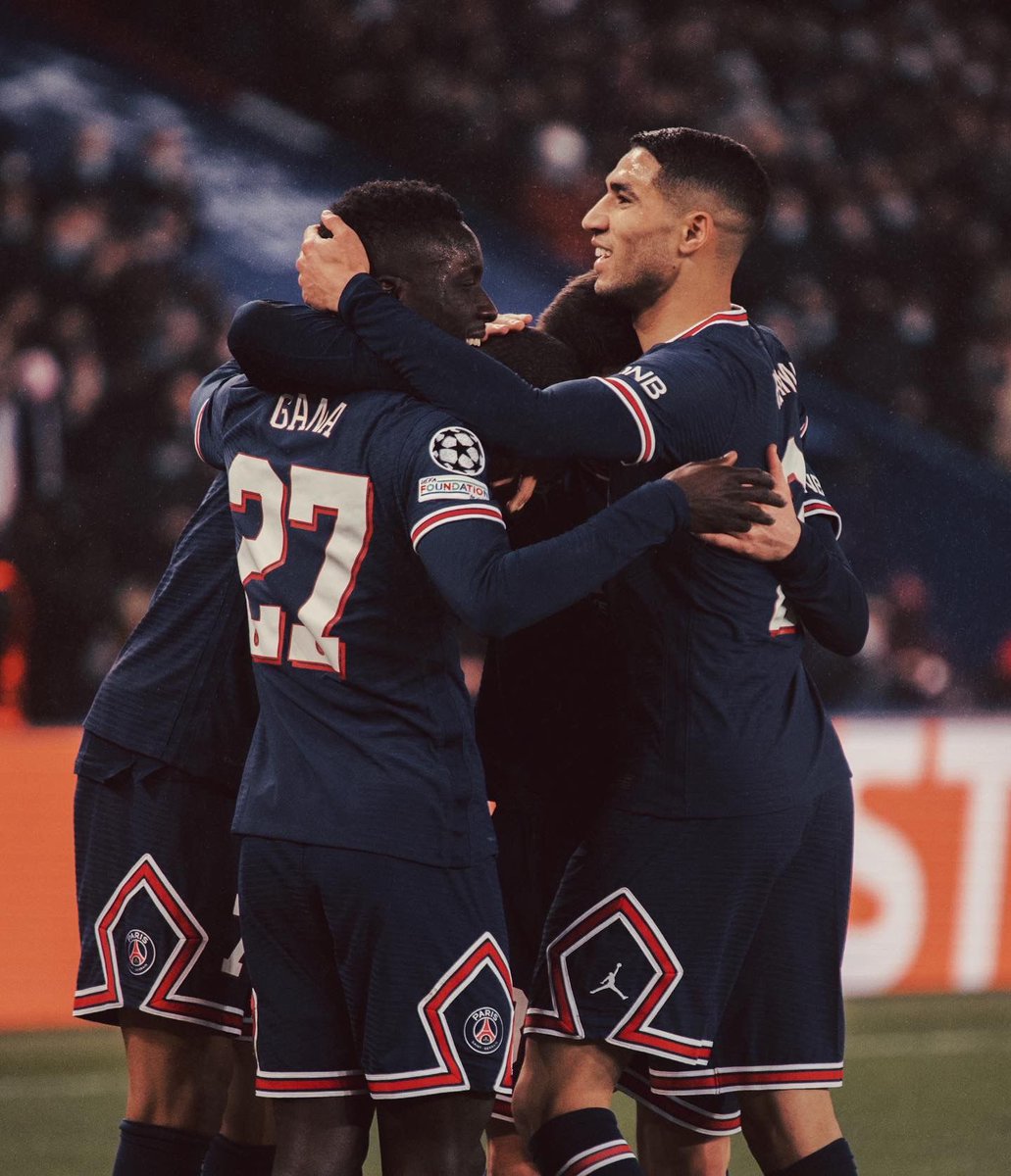 AchrafHakimi's tweet photo. In the next round! ✔️ https://t.co/bcYFkzwjXy