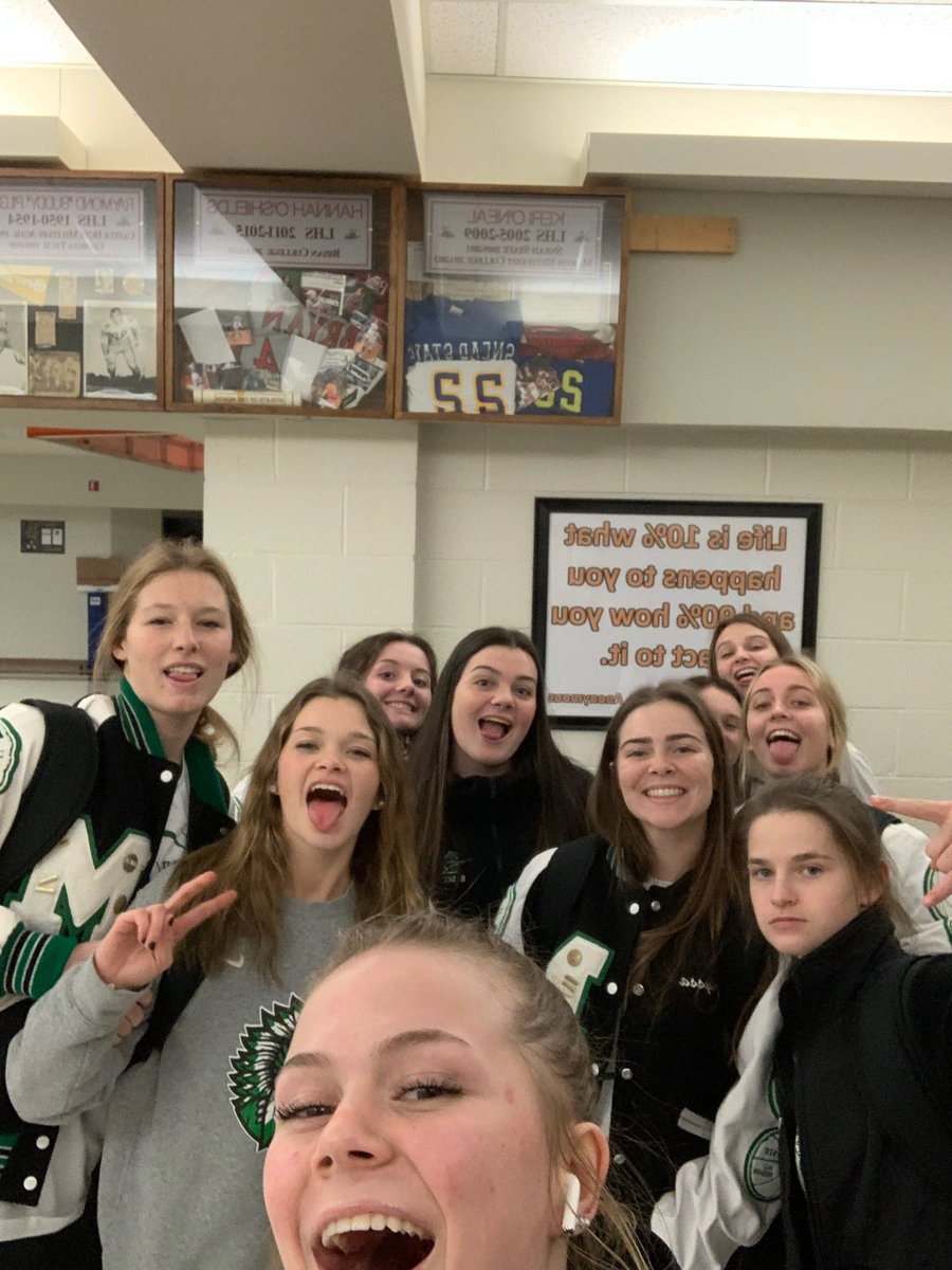 CoachK_22's tweet photo. This just made my day!! Former players sending me a pic in front of my jersey before their game today. 🥰🥰Good luck to @MCLadyIndians as they taken my alma mater @RamblerReady 💚🤍💚 #OnceAnIndian https://t.co/amQQhuKVi1