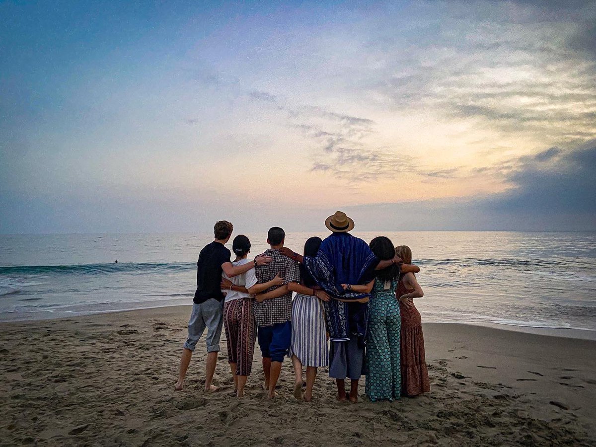 brandon_severs's tweet image. y’all!! i made a show with some immensely talented people who mean the world to me, so i would LOVE if you would check it out on @hbomax!! 

#HeadoftheClassMAX