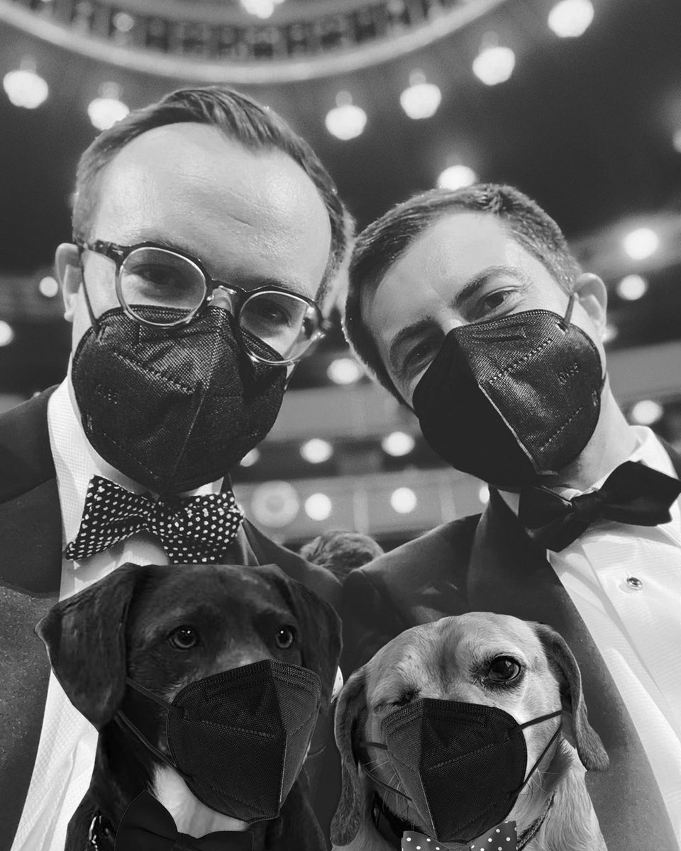 Pets for Pete for Joe tweet media