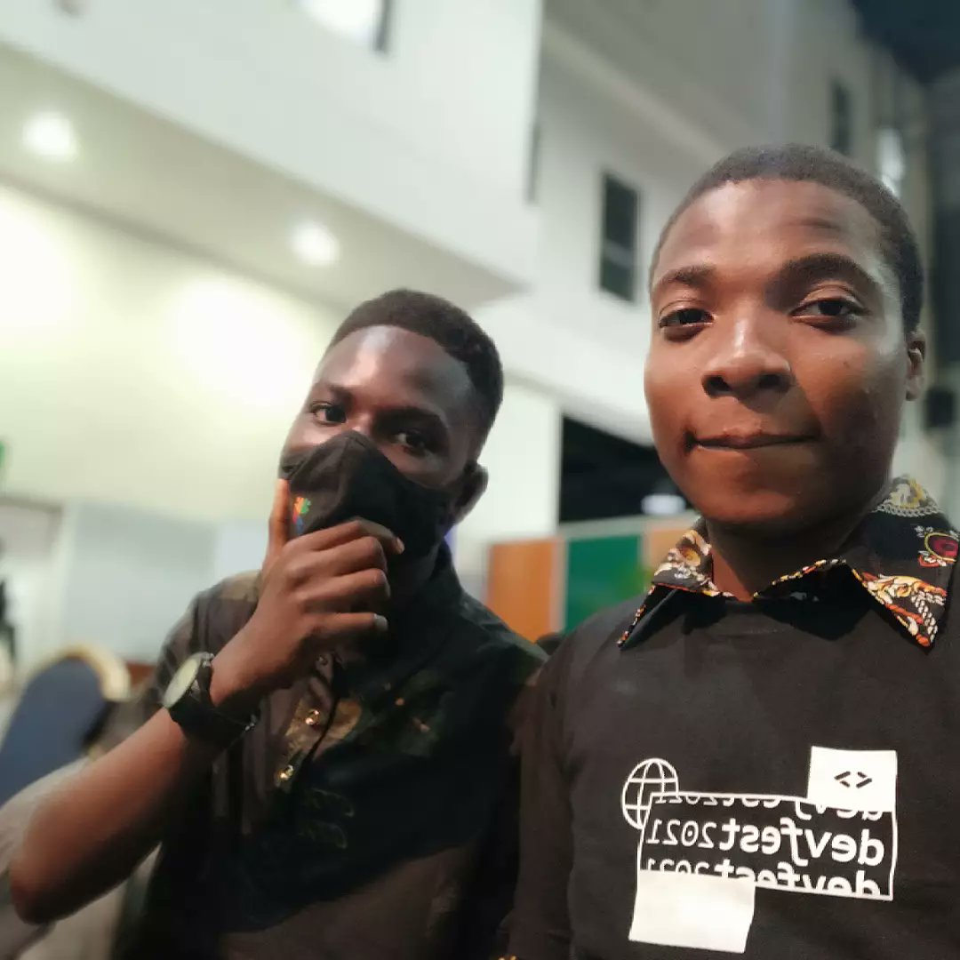 ayomideonibokun's tweet image. Recap at #devfestlagos2021 

Got to finally meet @auwalms @aniediudo 😎😎