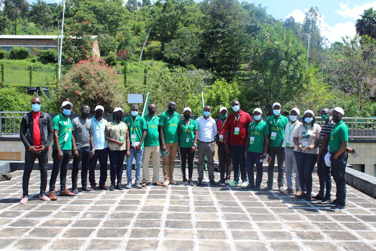 Kitabi_College's tweet photo. Yesterday on 6th Dec, our team of Human Rights and Conservation module coaching visited the #EnvironmentalMuseum at @KarongiDistr &amp; got an opportunity to visit collections of different species,discuss how local community and different people have rights to access such collections https://t.co/WxHH5prWV7