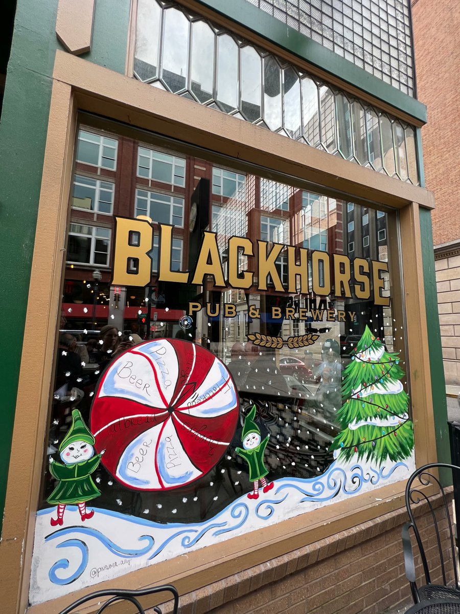 Downtown Knoxville tweet media