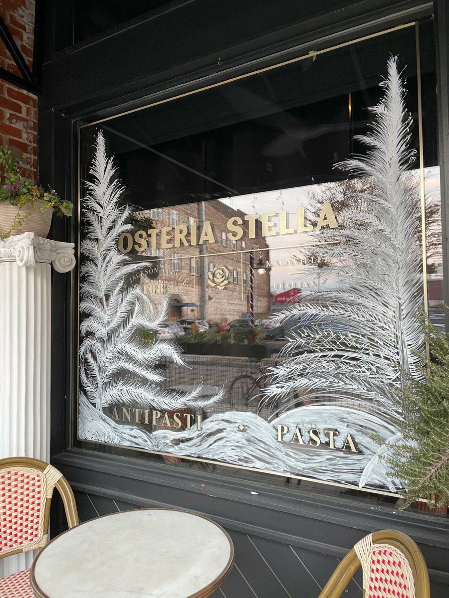 Downtown Knoxville tweet media