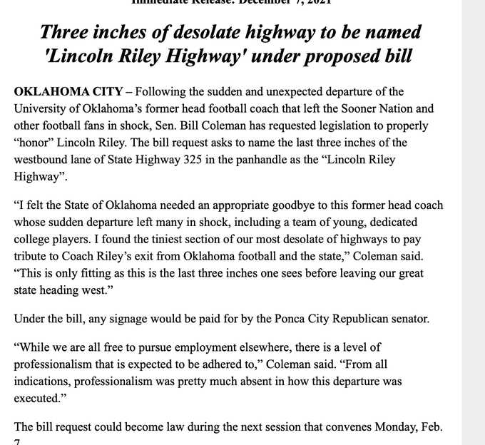 briOKC's tweet photo. Pettiness is one of Oklahoma's greatest natural resources. https://t.co/PuVmFfcRYp