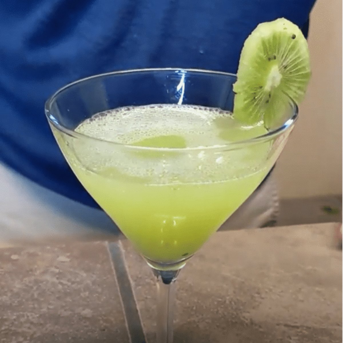 Icebreakerpro1's tweet photo. Did you know the IceBreaker Pro can dry shake anything? We're gonna show you how to easily make a Kiwi Martini. https://t.co/HUIMaysNB7 https://t.co/scpVRj3BRx