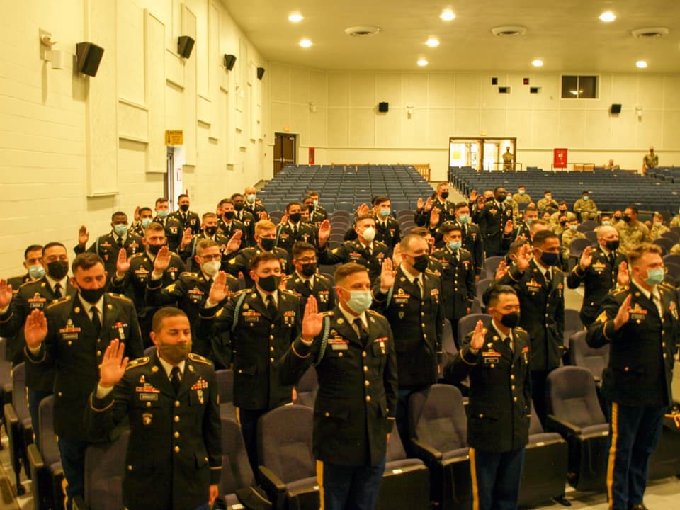 1stCavalryDiv's tweet image. The Stallions had the distinct honor to induct 43 men and women into the Corps of Non-Commissioned Officers.  We congratulate these Troopers and wish them luck as they take on new responsibilities and overcome new challenges. 

#HonorAndCourage #Stallions #NeverQuits #BeTheLegend