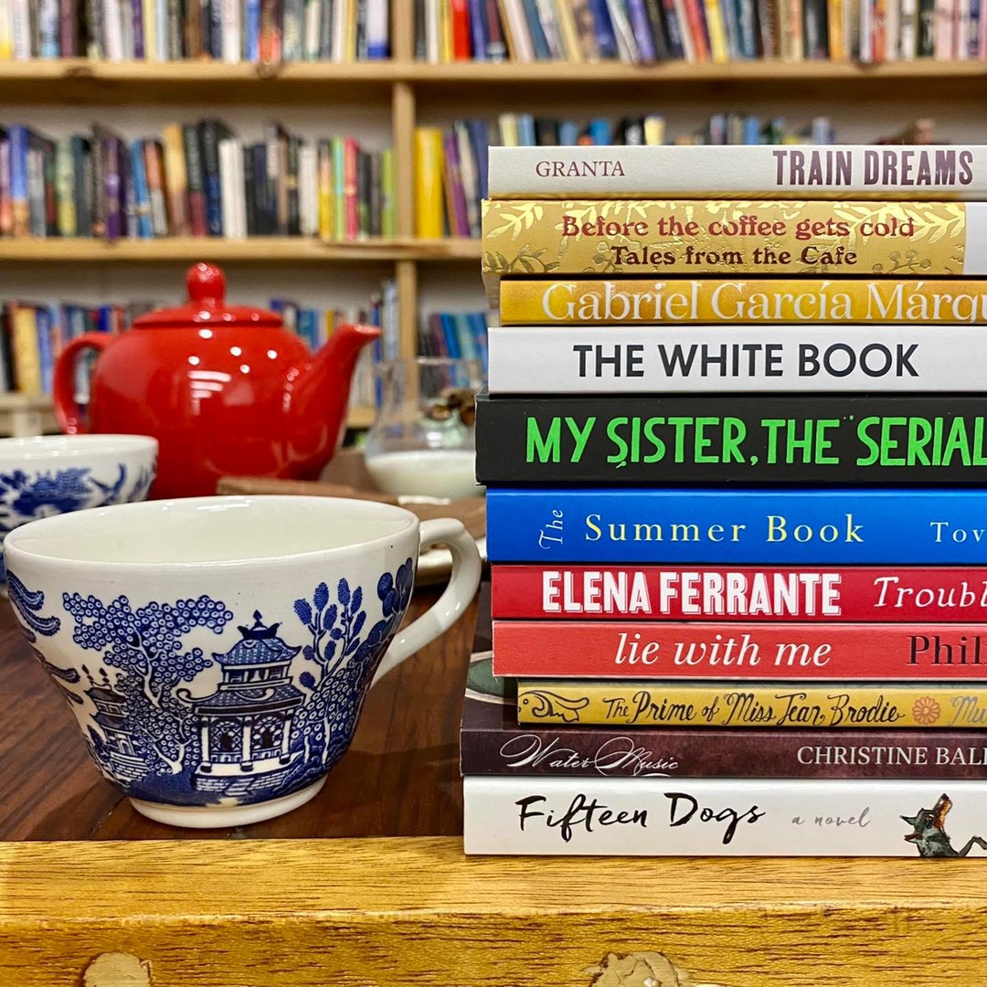 booknestmudgee's tweet photo. Novella Club held its final meeting for the year last night - the book club for people with limited time and a desire for a quirky literary read in less than 200 pages! Some of Novella Club’s favourite selections in 2021…

📸 https://t.co/vRErV2eqni via https://t.co/gDF90TWzIP https://t.co/j7vhWxnNGH