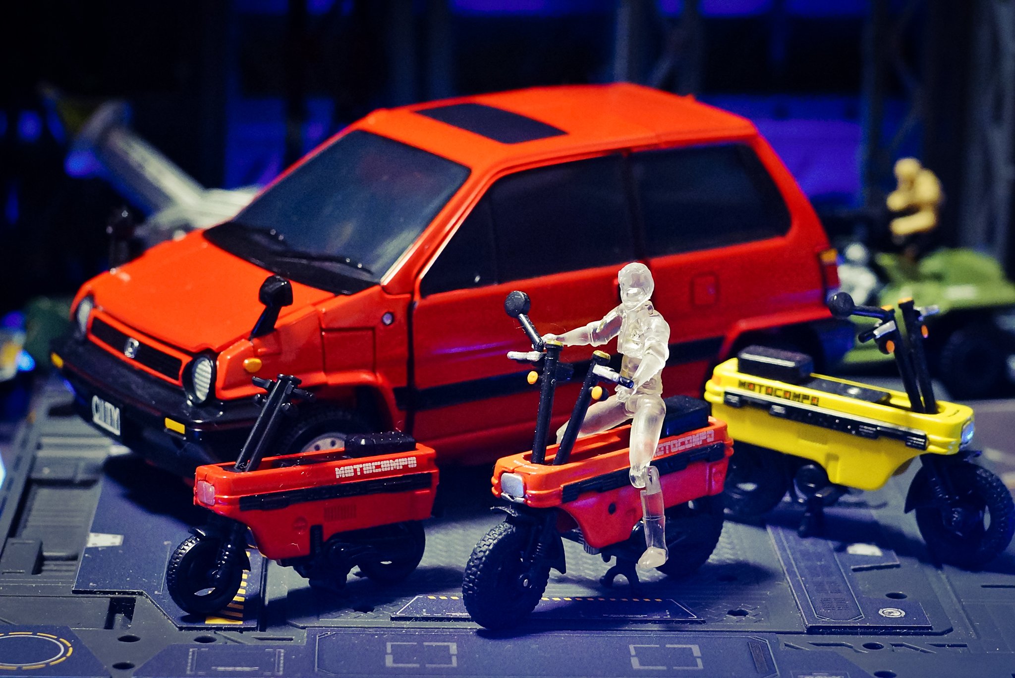 ダイアクロン　カーロボット　No.9 ホンダ・シティターボ　赤 ダイアクロン カーロボット No.9 ホンダ・シティターボ 赤
