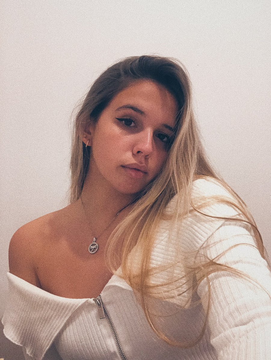 @nanamcsantoss (@nanamcsantos_) on Twitter photo 