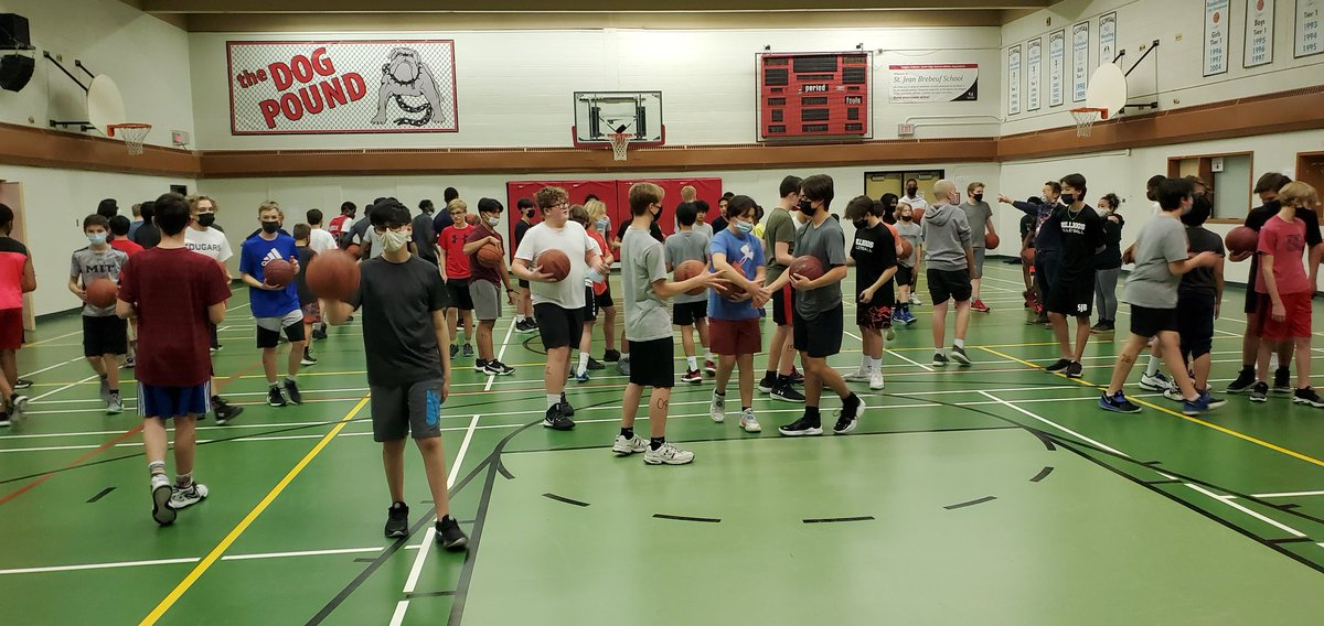 SJB_CCSD's tweet photo. 73 people trying out for senior boys.  Amazing.  Great school spirit and Thank you Mr. and Mrs. Esperanto for your volunteering to coach our team.  #Bulldog community https://t.co/7M3vC18MYj