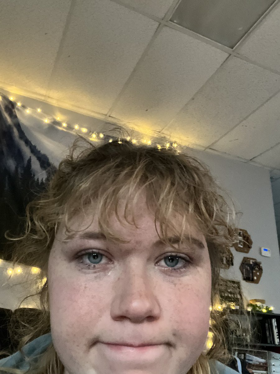 StringerAnna's tweet photo. freak finals https://t.co/bZdRMoyeVp
