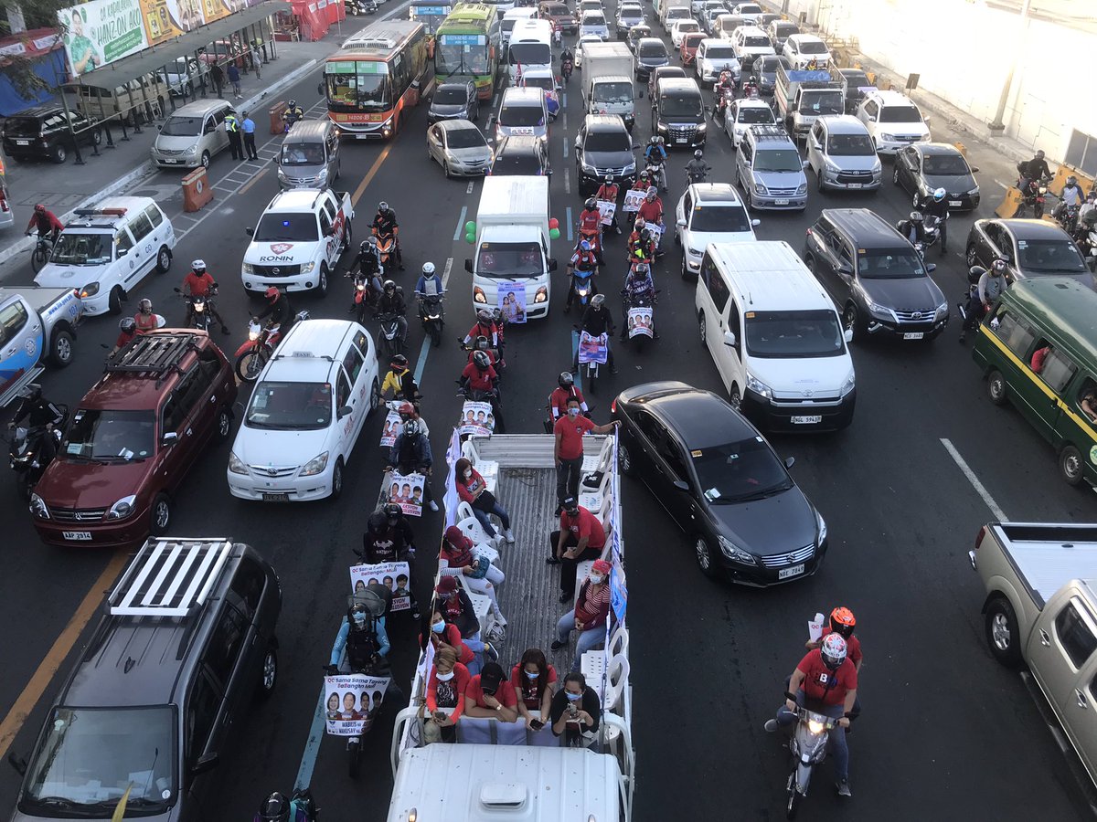 Duterterrific's tweet photo. ATM Uniteam BBM SARA Caravan QC β€οΈππ΅π #QCFORBBMSARA #QCforDefensor https://t.co/3IwAdJ57X5