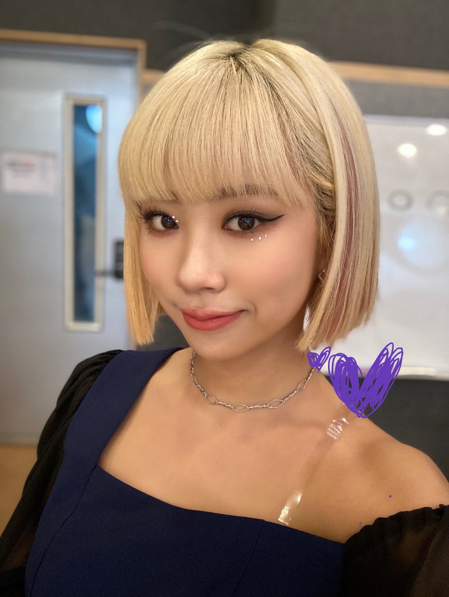 PURPLELIPStwt's tweet photo. No existe un mundo en el que yo sea capaz de perderme el maravilloso #SUMIREDB, hasta me bañé porque la ocasión lo amerita y es que, ¿quién sabe? Quizá hasta tengo oportunidad de saludar a @twtsumire y darle unos besotes ꒰⑅ᵕ༚ᵕ꒱˖♡
𝓜𝘆𝘀𝘁𝗶𝗰 𝒇𝒂𝒏𝒕𝒂𝒔𝒚•₊˚ #MEL🐈. https://t.co/It4hfdGVqm