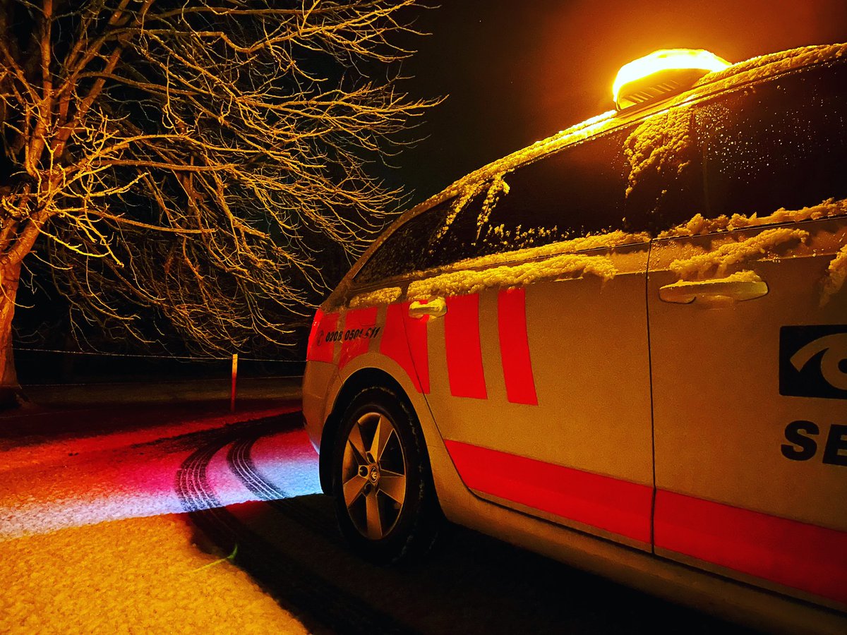 DgcsResponse's tweet photo. We Patrol 24/7 - providing alarm response in Surrey, Sussex, Hampshire, Berkshire and London. #alarmresponse #mobilepatrols #security #businessprotection #businesssecurity https://t.co/GIGUIM2cRn https://t.co/fP3VdQxjZa