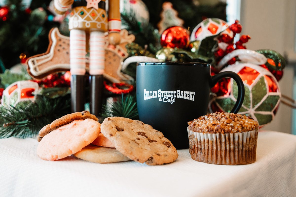 RCLakeLiving's tweet photo. The Collin Street Bakery is a family owned bakery known for it's world-famous Deluxe Fruitcake. 🍰 Try their mouthwatering treats! 👉https://t.co/2zxOIC1Omz 

#cookies #cakes #pies #desserts #sweets #treats #sweettreats #bakery #cafe #food #foodpics #foodlovers #foodies #foody https://t.co/NBT7S1ki2d
