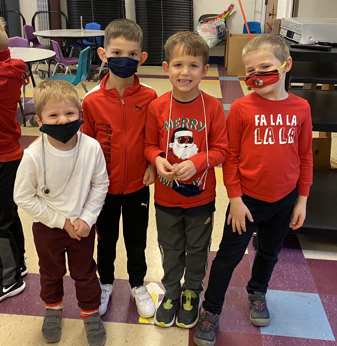 ErieviewEagles's tweet photo. Today was red &amp; white dress day     We truly appreciate all the hard work our PTA did over the weekend to make Erieview into Candyland! 🍭🍬🧁🍡 https://t.co/2bi5JmGts4