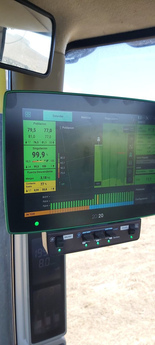 StegerEdgardo's tweet image. Sembrando maíz, multihíbrido, sobre cultivos de servicio.