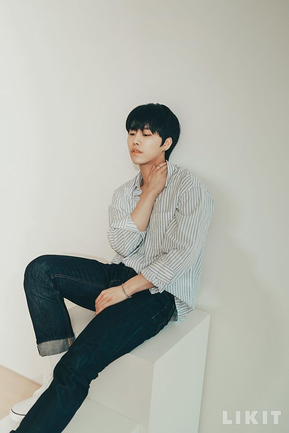 melonseongsik's tweet photo. ✩ 𝘐𝘵'𝘴 𝘯𝘰𝘵 𝘩𝘢𝘳𝘥 𝘪𝘯 𝘵𝘩𝘪𝘴 𝘳𝘰𝘶𝘨𝘩 𝘫𝘶𝘯𝘨𝘭𝘦, 𝘪𝘵 𝘸𝘢𝘴 𝘮𝘦 𝘸𝘩𝘰 𝘳𝘢𝘯 𝘪𝘯𝘵𝘰 𝘪𝘵, 𝙄'𝙢 𝙤𝙠𝙖𝙮.✩ https://t.co/ASotspVW1X