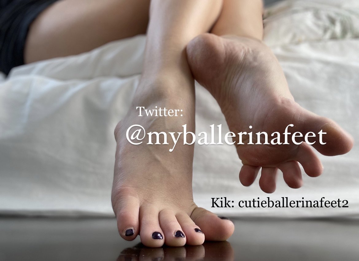 myballerinafeet's tweet photo. That’s it, crawl over here. I see you practically drooling, tail wagging as you look at My perfect feet. “Would you like to sniff pup?” I ask. You blush &amp; squirm nodding. “You know what to do” you nod &amp; send tribute “Thank you for the opportunity” you say
“Good puppy, now sniff!” https://t.co/eJvTMry7jO