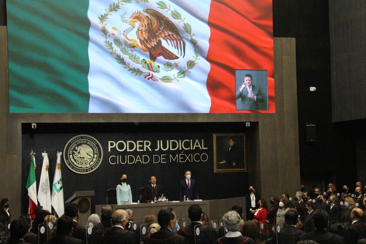 NotLopezJuarez's tweet photo. Felicito al @MagRafaelGuerra por la presentación de su Tercer Informe de Labores como presidente de la #PJCDMX, con importantes resultados en la modernización del Poder Judicial en pro de garantizar la justicia a los capitalinos ¡enhorabuena! https://t.co/RbGHdGZxtb