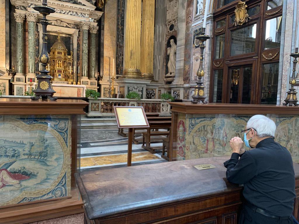 CardJosephZen's tweet photo. I thanks the Lord for the 25th Anniversary of my episcopal ordination. Please continue to pray for me and for the Church in China. Kyrie elesion.

"Open to me the door of righteousness, and I will go in and give thanks to the Lord. (P.S. 18:19)

*picture taken in Rome, 2020. https://t.co/Dg5yrJNUk5