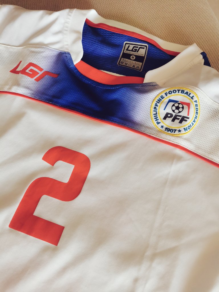 RyanFenix's tweet photo. Azkals gameday! @TheAzkalsPH vs Singapore later tonight. Let's go Azkals! #azkalsnation @affsuzukicup https://t.co/bFX5L8Y1Qk