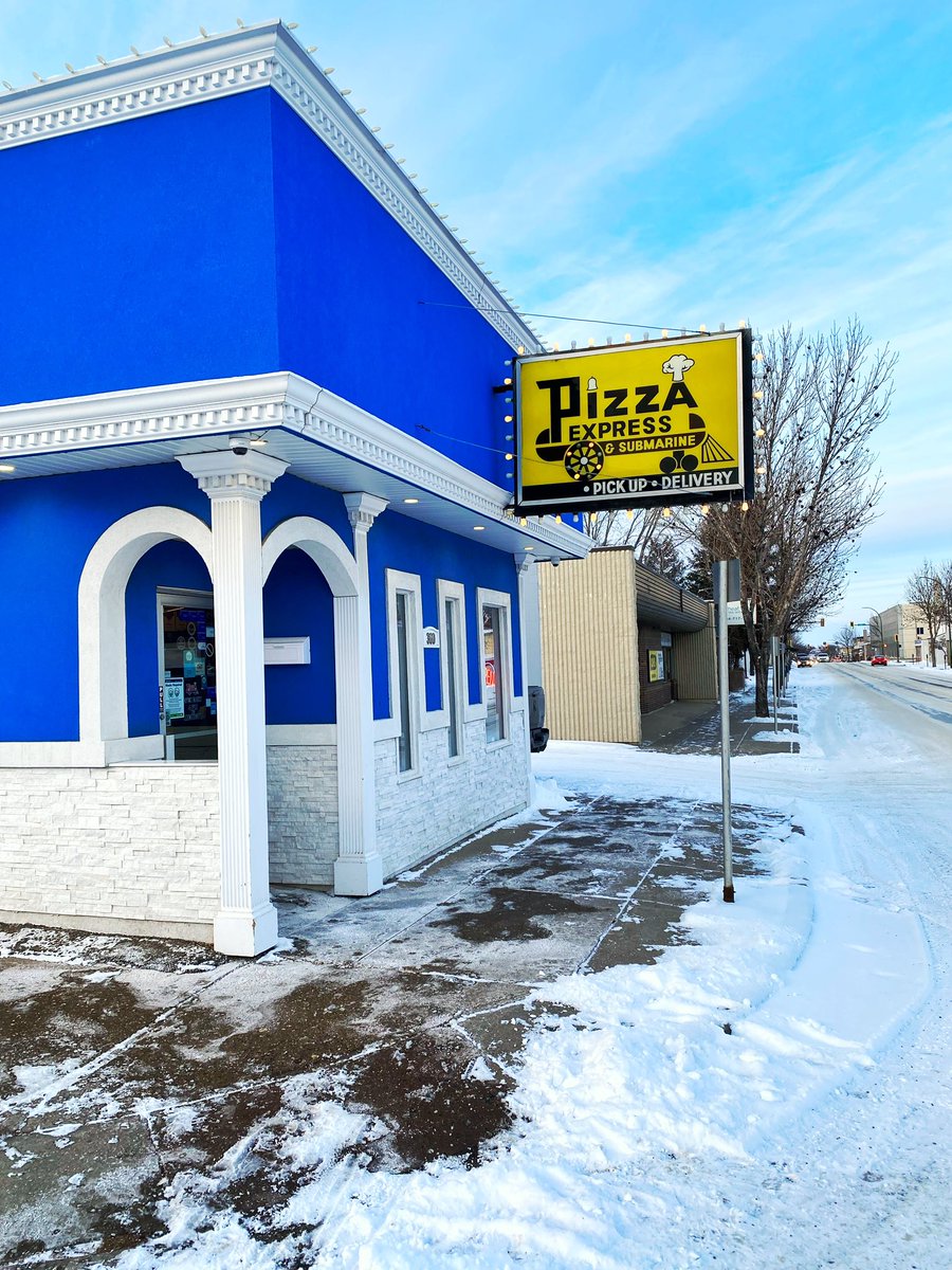 Pizza Express (@pizzaexpressbdn) on Twitter photo Light up the Holidays with <a href="/pizzaexpressbdn/">Pizza Express</a>. You get a FREE Large Pizza when you grab $100 in Gift Cards AND we can deliver them to your door 🤗
No lines, No Stress, Stay Safe. The PERFECT stocking stuffer 🍕
Call or click to get yours #bdnmb
👉 bit.ly/pizzaexpressbr… Light up the Holidays with <a href="/pizzaexpressbdn/">Pizza Express</a>. You get a FREE Large Pizza when you grab $100 in Gift Cards AND we can deliver them to your door 🤗
No lines, No Stress, Stay Safe. The PERFECT stocking stuffer 🍕
Call or click to get yours #bdnmb
👉 bit.ly/pizzaexpressbr…
