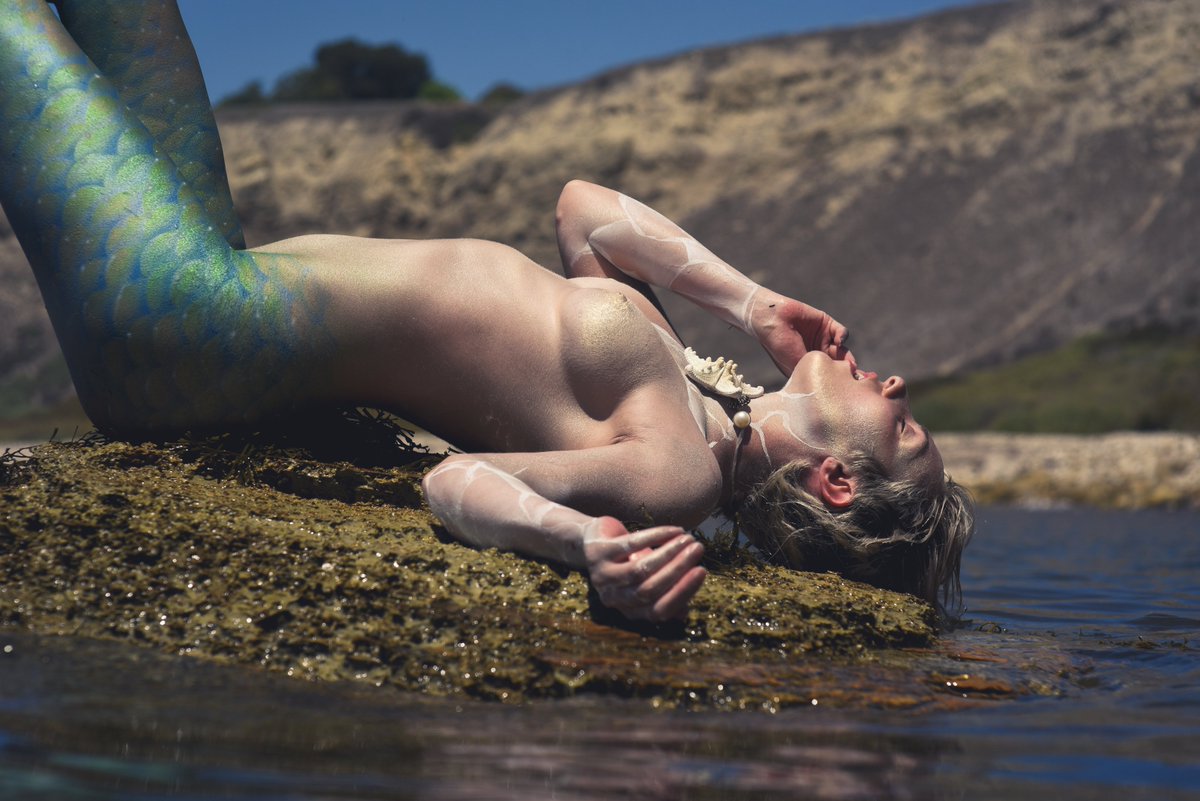 Just Listed!

Stumbled on a Siren

Edition of 12 - 7 tez
objkt.com/asset/hicetnun…