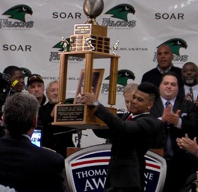 Epic7Midwest's tweet photo. Blue Valley Northwest QB Mikey Pauley is the fourth #Epic7Midwest alum to hoist the Thomas A. Simone Award as the Most Outstanding Player in Kansas City. The future #Huskers freshman joins Arland Bruce IV, Graham Mertz, and Julian Ross. Congratulations Mikey #Epic7FAMILY https://t.co/mMlkuApPpm