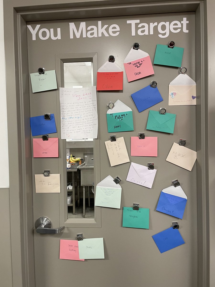 Ryan_AtTarget's tweet image. We made a door for the 3405 team to exchange appreciation cards with one another. It’s a hit and has created some amazing moments between team members! #r100cares