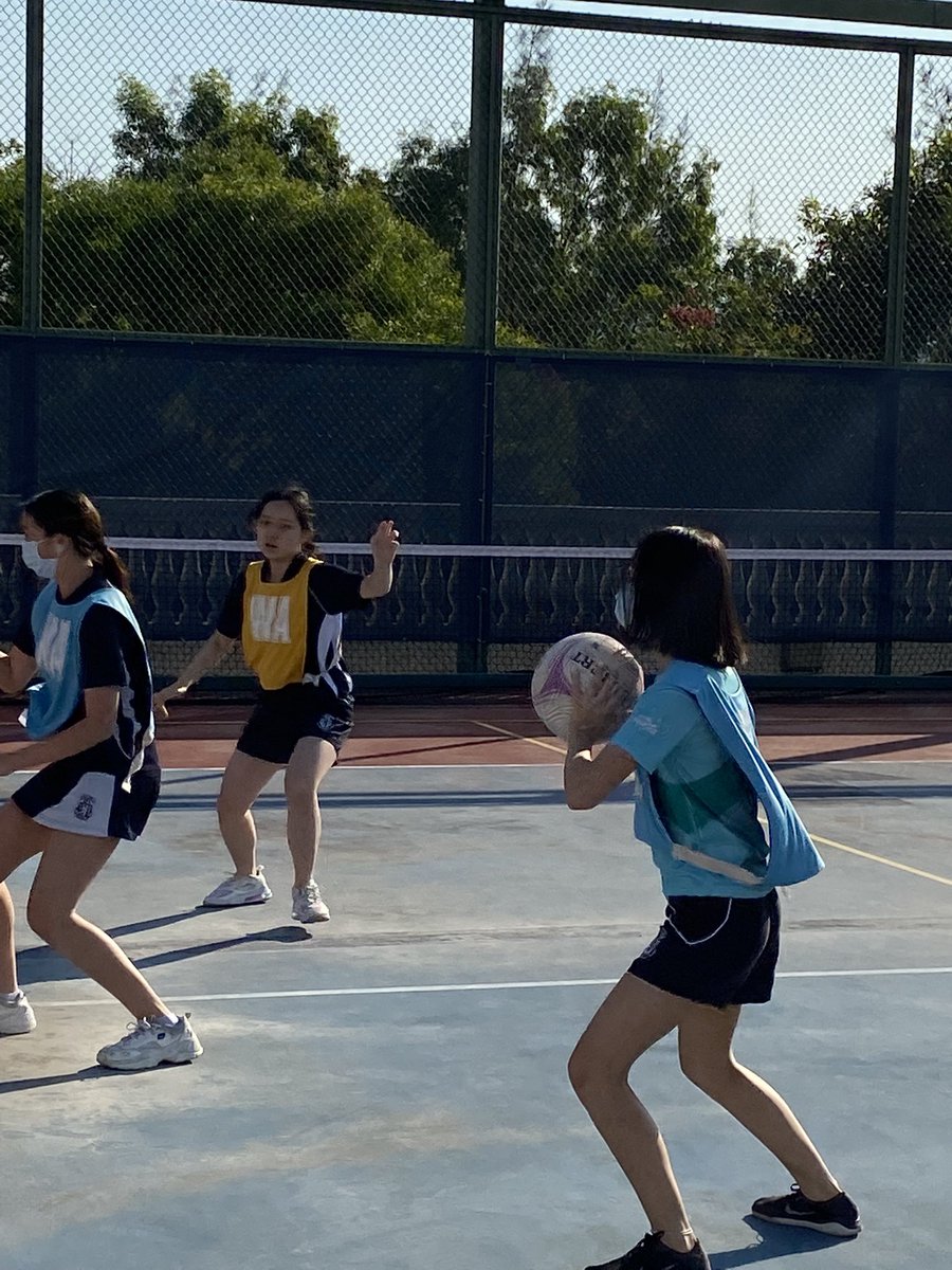 HHKSAnderson's tweet photo. Tweet of (Last) Week! Y9s and 10s placed 2nd for inter-House netball and have declared they are ‘gonna beat Wu next time’! Wu hoo @HHKSWu Y11’s we’re tied 2nd with Wu (6M unity), and sixth form placed 3rd! Great job to everyone for participating :) https://t.co/erBhjFwKCN