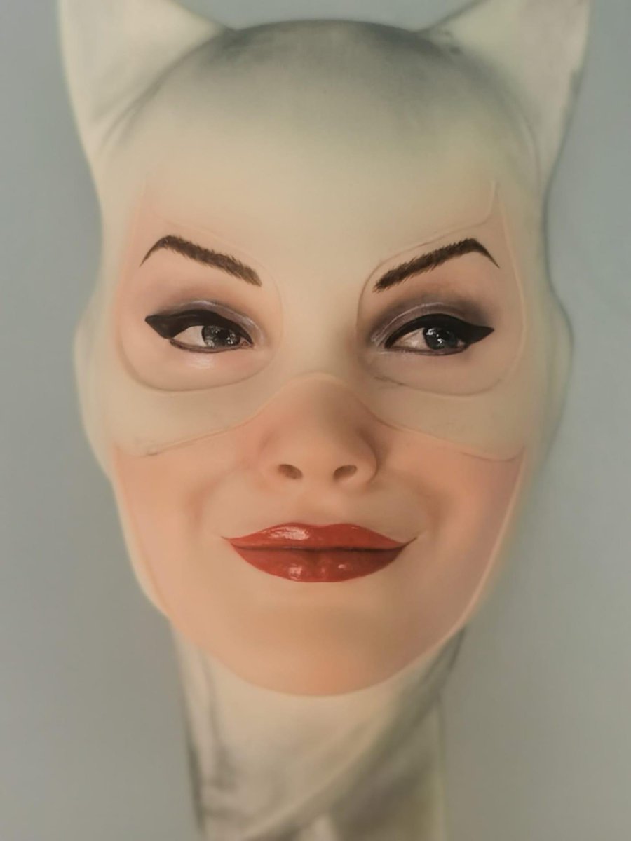 MarkBrooksArt's tweet photo. Something cool coming from XM Studios that I may have some hand in. Stay tuned!#XMstudios #Catwoman #onefourthscale https://t.co/Xub0MGNTGk