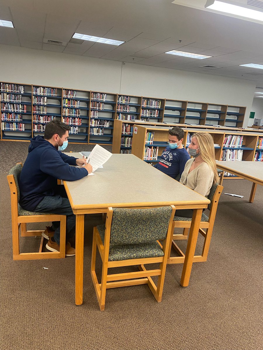 PemBizDECA's tweet photo. PHS DECA practicing role plays in preparation to win 🏆🏆 at Districts! Awesome job team! #phsdeca https://t.co/3GVkvQfx6M