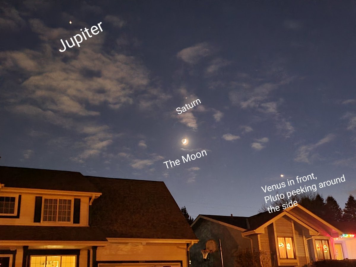 jimhoman's tweet photo. Wow! What a night to look up at the stars. 5 celestial bodies all visible with the naked eye. Spectacular!
#stargazing https://t.co/vAvXYLlPEu
