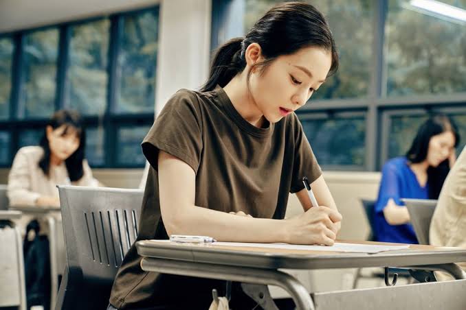 Jun: 'patay...false pala dapat nilagay ko. Akala ko kasi ikaw ung tamang sagot'

Irene: 'Jun, di ko type ung bobo sa final exam'