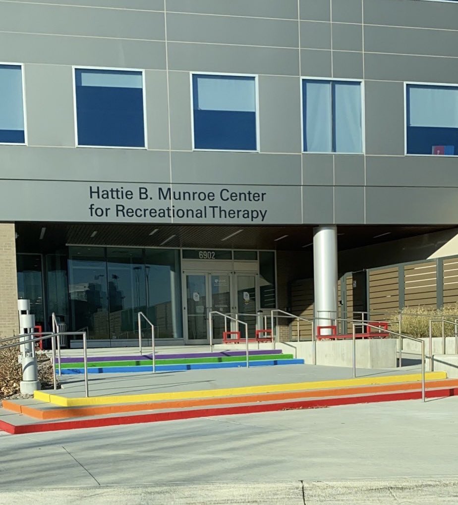 Anyone else digging the safety paint added to the <a href="/unmc_mmi/">UNMC_MMI</a> Rec Therapy entrance?  Not sure who got this done, but it’s as awesome as it is functional. Absolutely fantastic. Well done.  So many great things happening here. <a href="/KarolyMirnics/">Dr. Karoly Mirnics</a> <a href="/AmyN_slp/">Dr. Amy Nordness</a> <a href="/unmc/">University of Nebraska Medical Center</a>