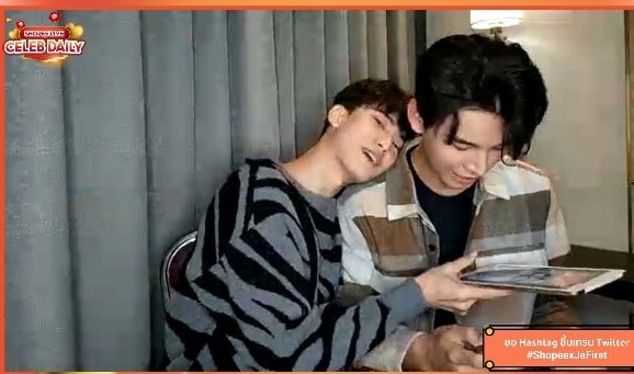 tarjafirst's tweet photo. ไลน์Shopeeทีไร โมเม้นหวีดได้ทั้งเดือนจริงๆ จาเฟิ้ดน่ารักสดใสมาก ความเฟื่อนสนิ้ดดดดด แต่ทำเราเขิลจะบ้า เป็นไลน์ที่สนุกมากคะ เราเข้าช้าไปหน่อยเดี๋ยวไปดูย้อนหลังอีกน้า รอShopeeTH ลงในยท.นะคะ
ขอขอบคุณ@ShopeeTH ที่เลือก
#จาเฟริสท์ มาไลน์ ขอบคุณที่เอ็นดูน้องมาตลอดคะ🙏 #ShopeexJaFirst https://t.co/uaonzeQFoi