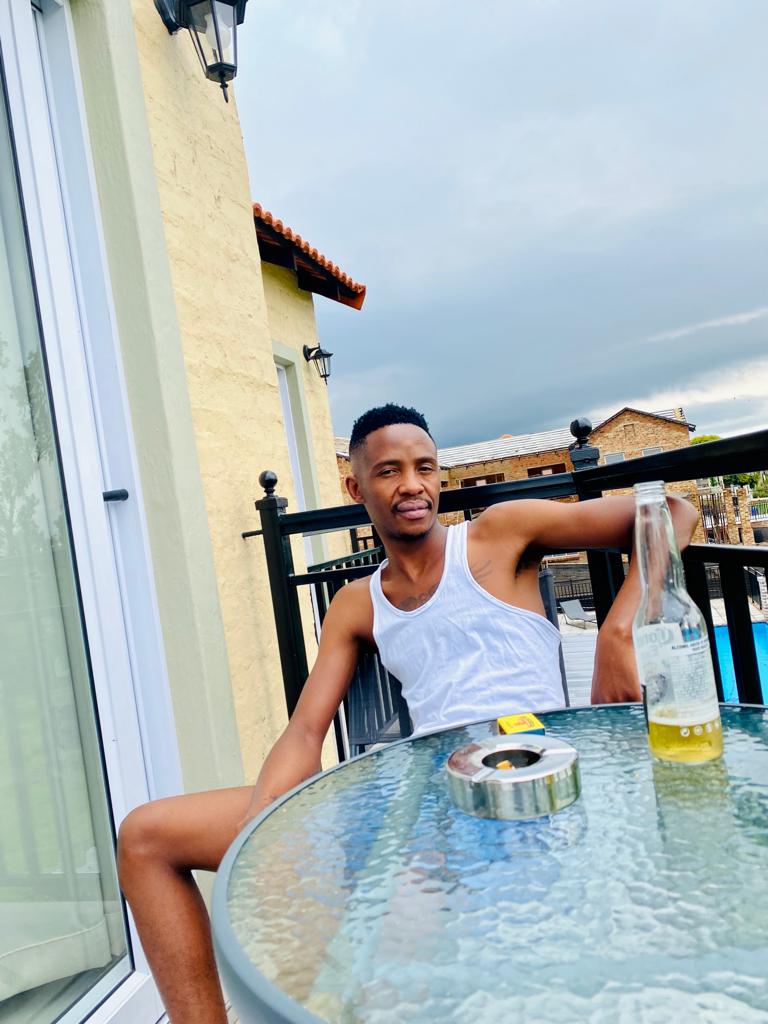 Senór Sobukwe tweet media