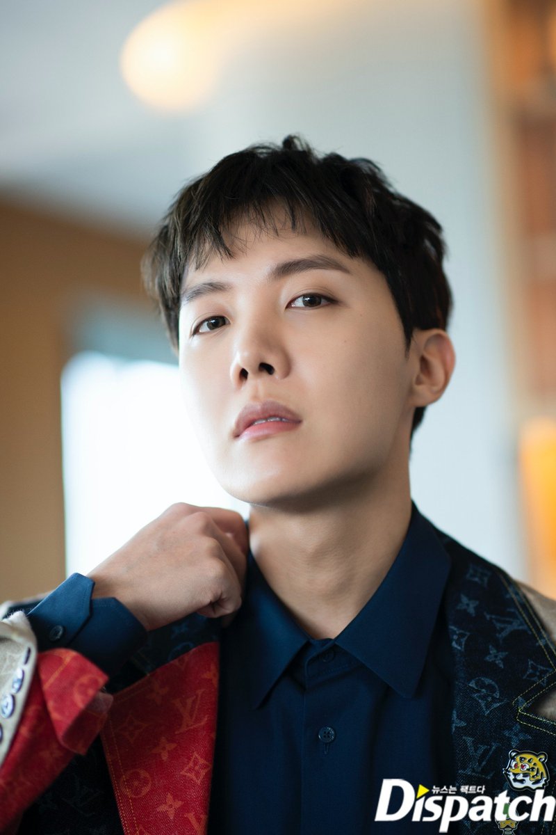 Jinssushi1's tweet photo. OMG, CEO HOSEOK ๐๐
#dispatchbts https://t.co/df4bCdpBOm