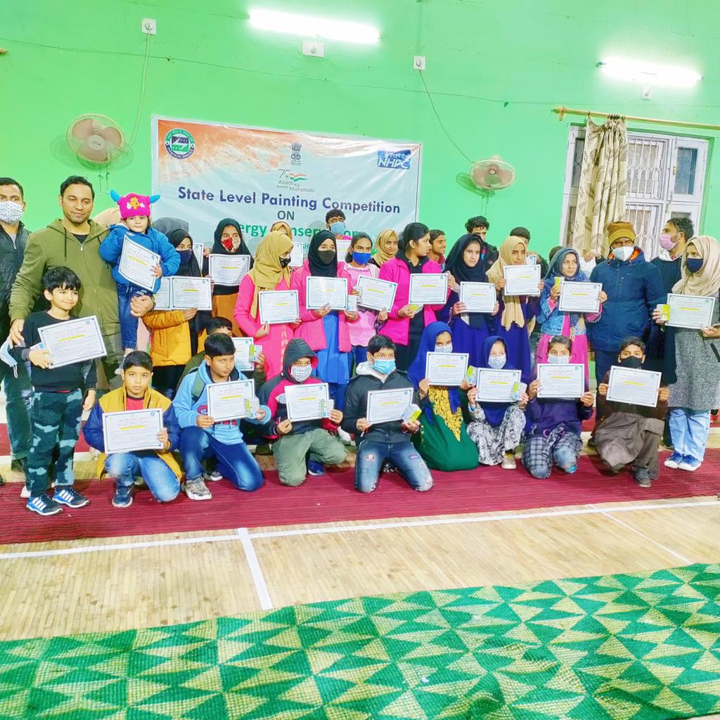 Junaidzhere's tweet photo. Nice initiative by NHPC ..Held the State level painting competition on Sunday the 5th..Kids had a vent out in the challangeing times of #covid#omicron. https://t.co/OPO1l7lOlH