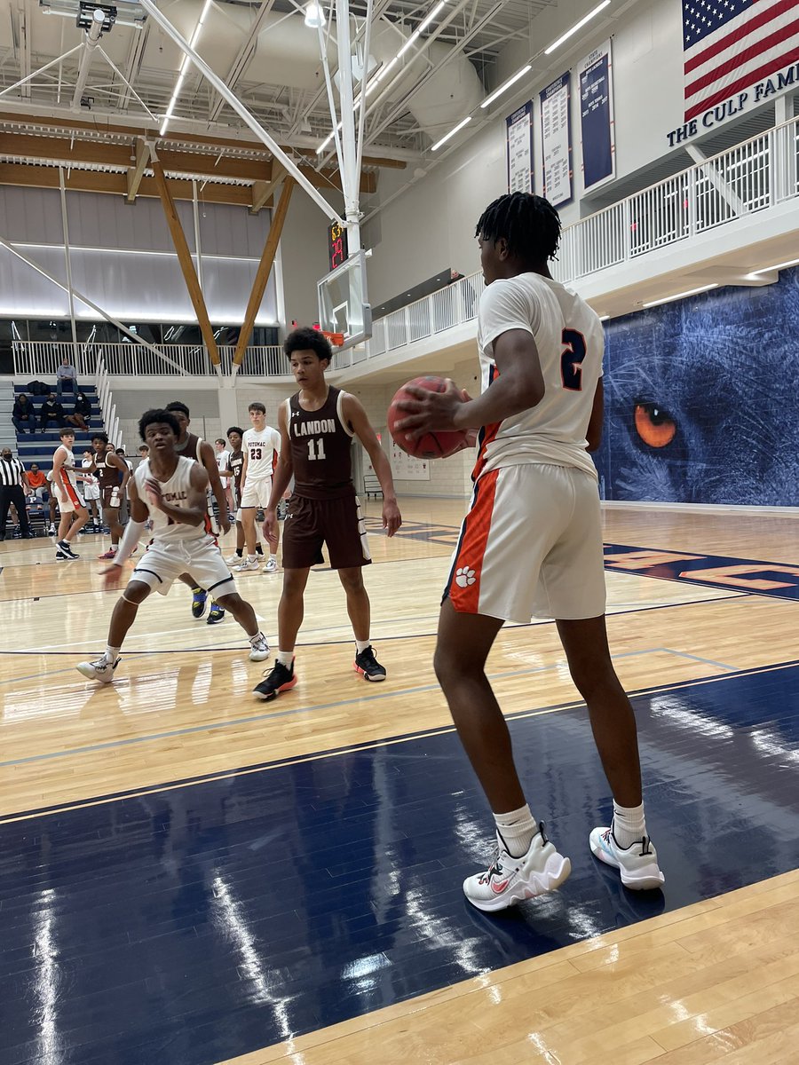 VAElite's tweet photo. 2023 G Tyler Perkins, Landon School, Seeing consistent basketball has value..#prephoopsmd https://t.co/FaObZQfVxB