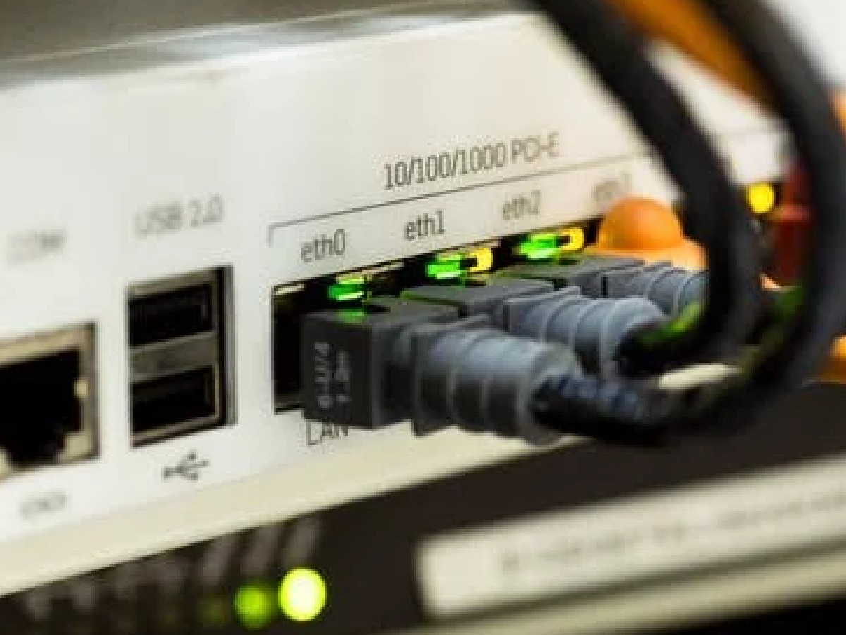 NbtTech's tweet photo. 100 Mbps Internet Speed वाले ये हैं सबसे धुआंधार ब्रॉडबैंड प्लान्स
#100MbpsInternetSpeed #HighSpeedInternet #FiberPlan
https://t.co/AuX80VkRKn https://t.co/HKKdqN3CI8