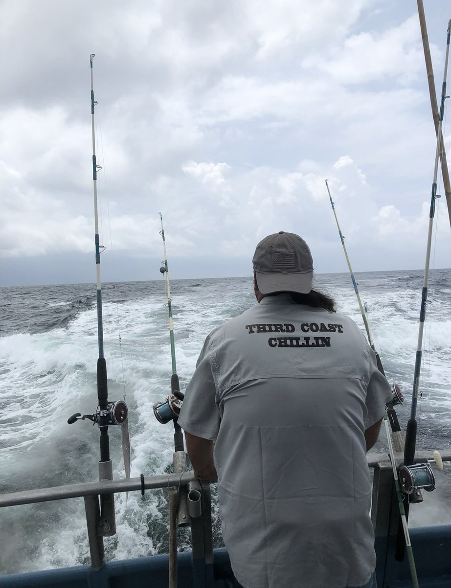 ChillinThird's tweet image. Chill*Fish*Live with Third Coast Chillin! Ask me about our apparel line 🐟🐠🎣