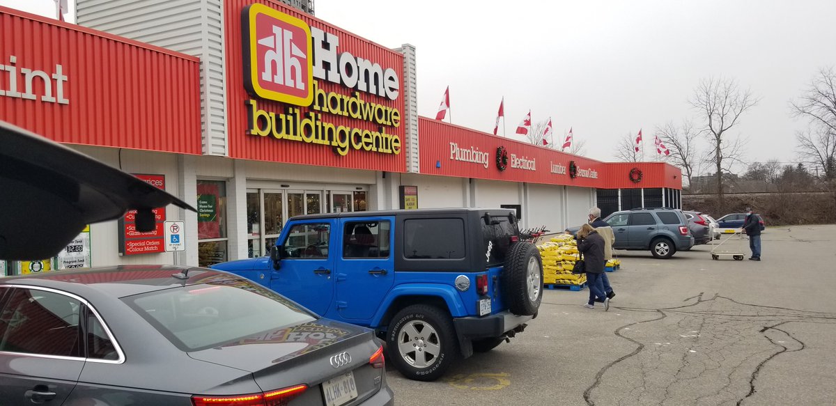 candle_jacobs's tweet image. Holiday themed hand poured natural soy candles at Swanson's Home Hardware. Thank you to this Canadian icon for supporting a local small business that features Canadian premium handmade product #truenorth #wethenorth #canadianmade #homehardware #kitchener #waterloo @home_hardware