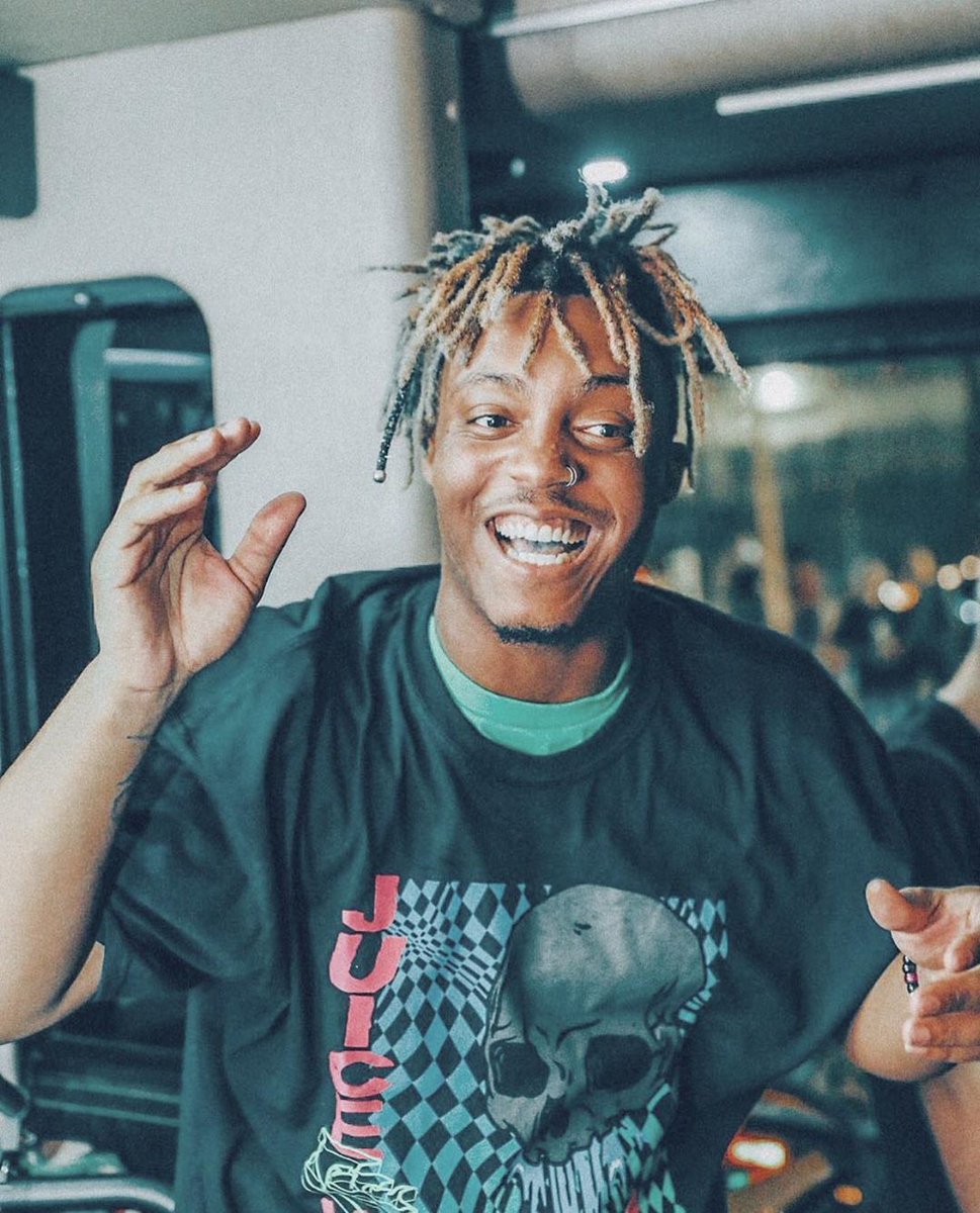 juicelegend's tweet image. 2 years ago Juice WRLD passed away. Feels like yesterday I found him on SoundCloud and showed all of my friends his music. He changed my life and I am forever grateful for him.

Rest in peace Juice WRLD, you are missed by all and we won't let your legacy die! 999

#LLJW 🕊️